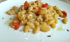 Pasta all’insalata Gnocchetti sardi con fesa, mais e pomodorini