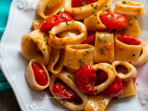 Calamari, gamberi e pomodorini