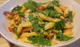 Pasta all’insalata pomodorini, speck e rucola