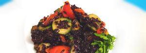 Riso venere mais, pomodorini e zucchine