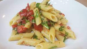 Rigatoni scaglie rugola,  pomodorini