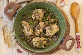 Carne alla boscaiola  con funghi e piselli