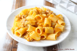 Pasta fredda crema di zucca e salsiccia sbriciolata