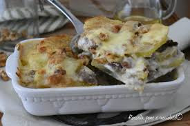 Parmigiana di patate con salsiccia sbriciolata