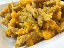 Pasta integrale con zucca