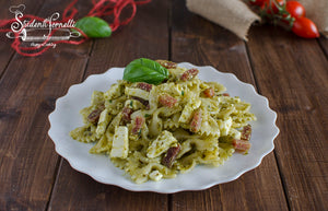 Pasta pesto e speck