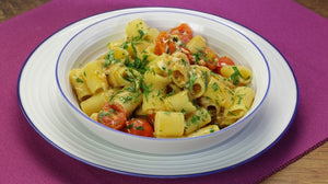 Pasta con spigola, crema di patate e limone