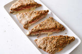 Tramezzino di carne cotto e formaggio